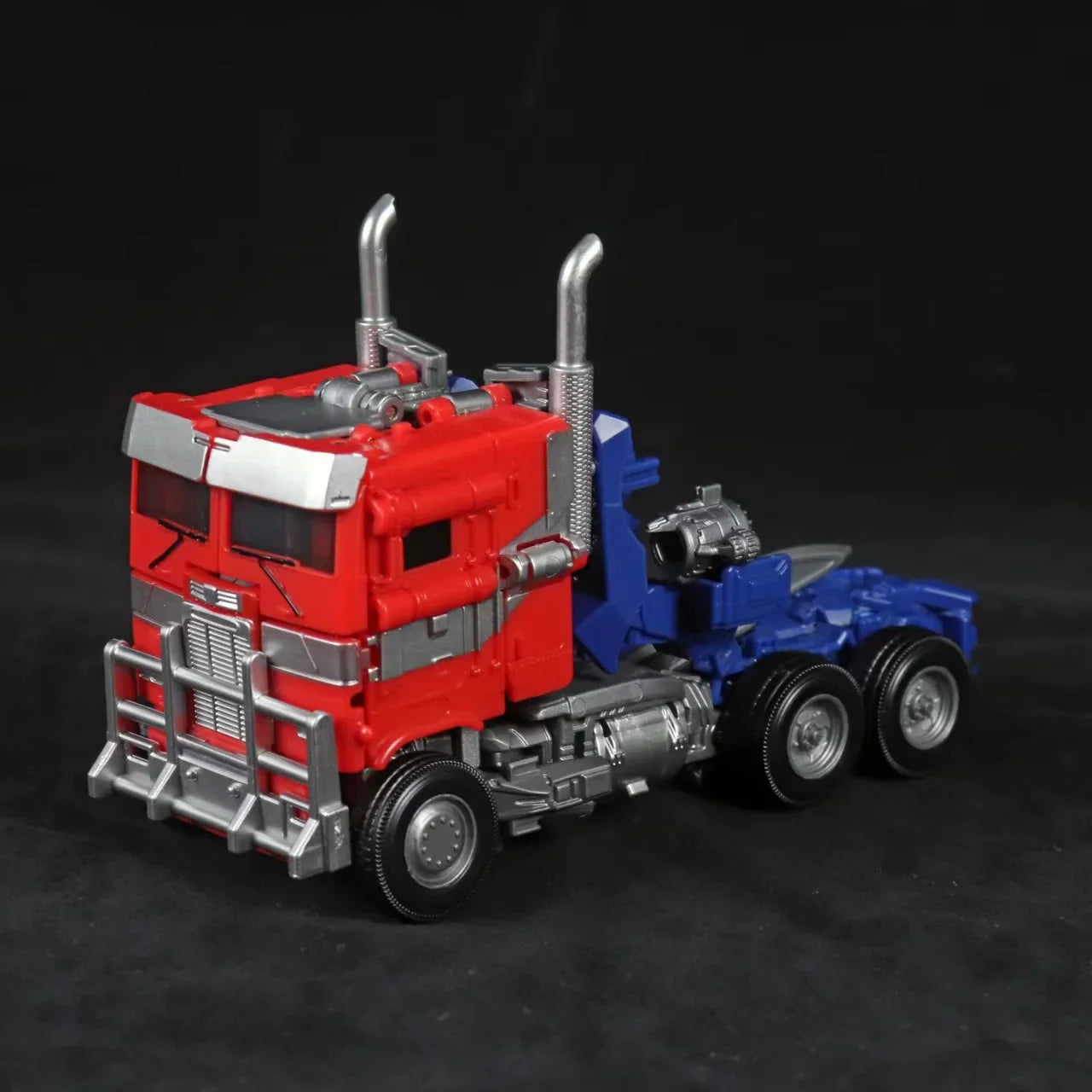 BMB OP01 OP-01 Optimus Prime Studio Series KO SS102 Action Figure Robot Toys