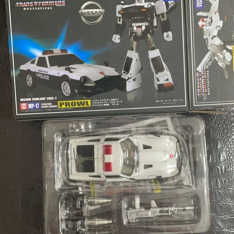 Takara Tomy MP-17 Prowl