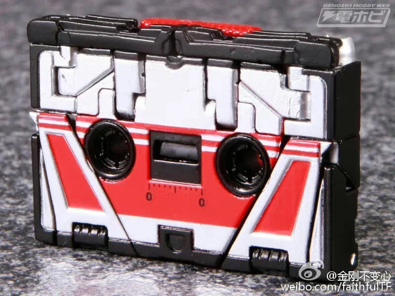 TAKARA TOMY Transformers Robots KO MP-13 Soundwave Deformation Action Figure Toy Collectible